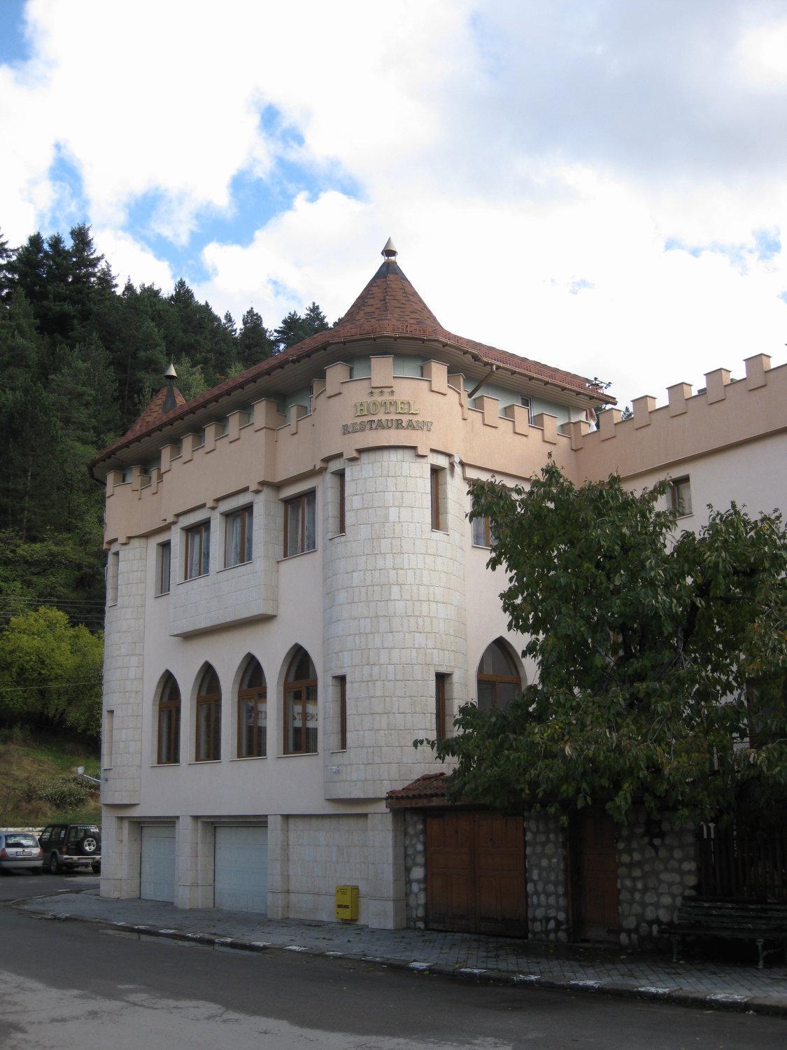 סמוקוב The Castle Hotel מראה חיצוני תמונה